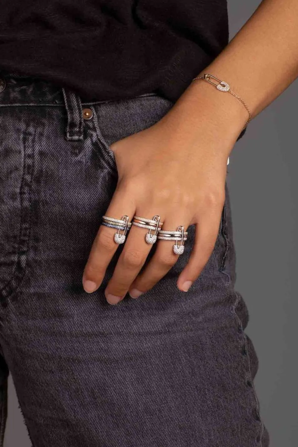 APM Monaco Bague Epingle A Nourrice Triple Anneau Kaki Et Bleu^ Bagues
