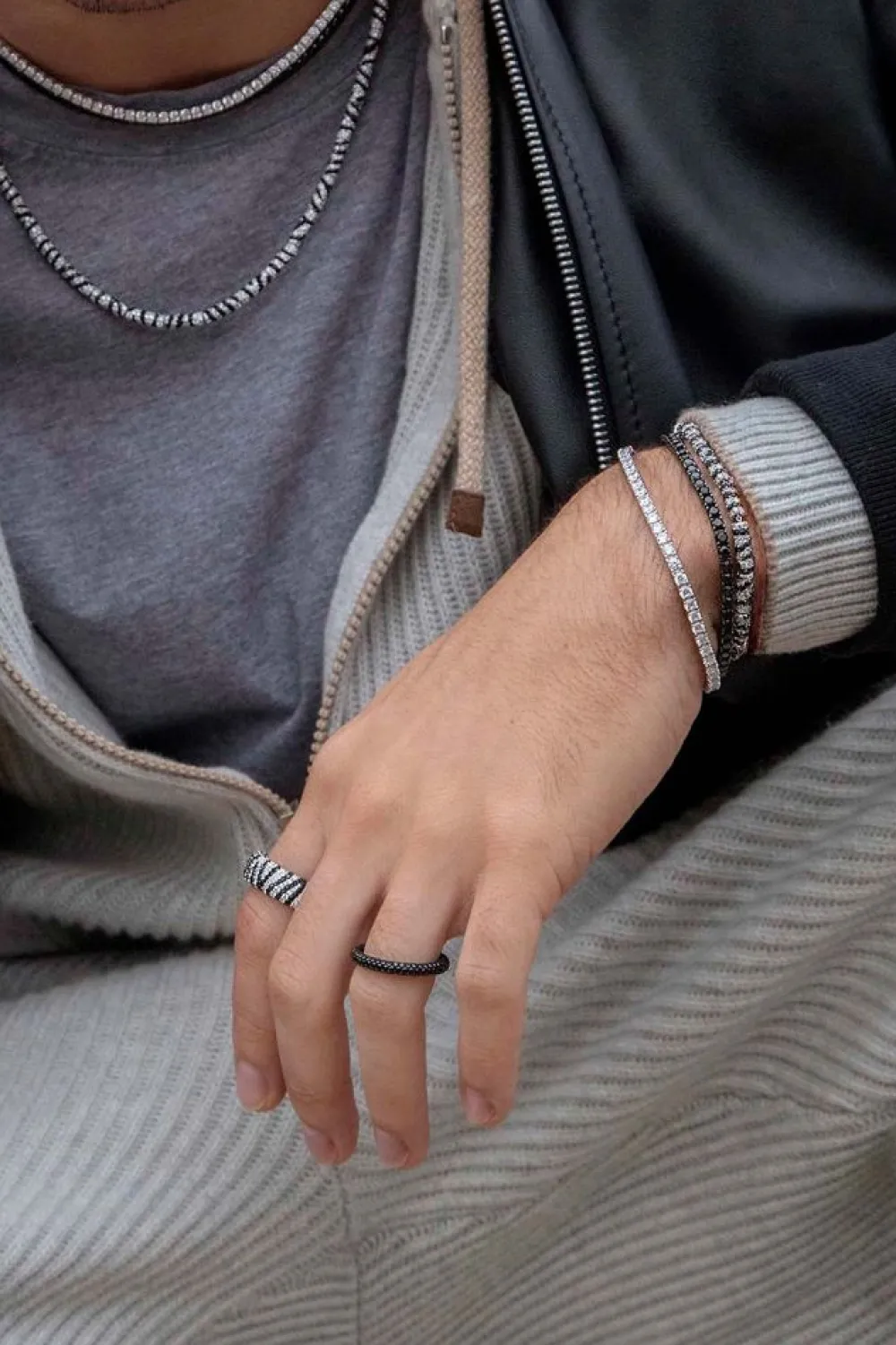 APM Monaco Bague Pave Noire^ Bagues