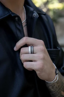 APM Monaco Bague Pave Noire^ Bagues