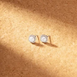 APM Monaco Clous D'Oreilles Carres^ Boucles D'Oreilles