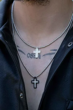 APM Monaco Collier Ajustable Croix Pave Noir^ Colliers