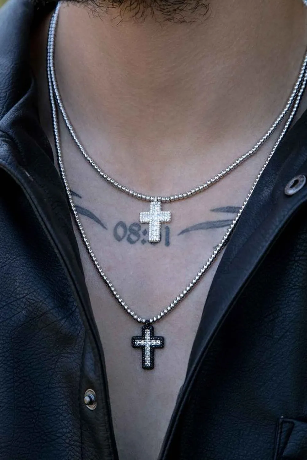 APM Monaco Collier Ajustable Croix Pave Noir^ Colliers