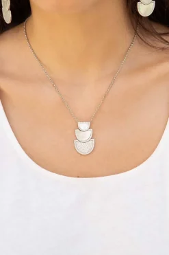 APM Monaco Collier Ajustable Demi-Lune Avec Nacre^ Colliers