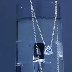 APM Monaco Collier Ajustable Triangle Bleu Pave^ Colliers