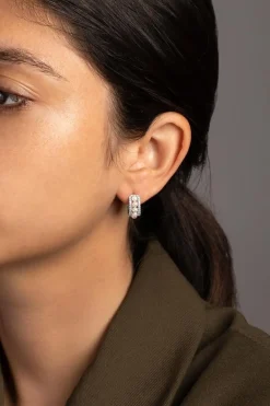APM Monaco Petites Boucles D'Oreilles En Anneaux Sertis Sur 2 Lignes Avec Perles - Argent^ Boucles D'Oreilles